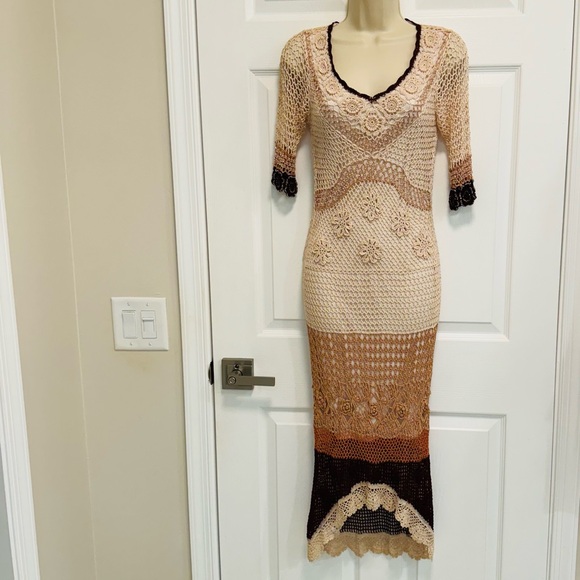 Beautiful Vintage Crocheted Dress! - Picture 1 of 8